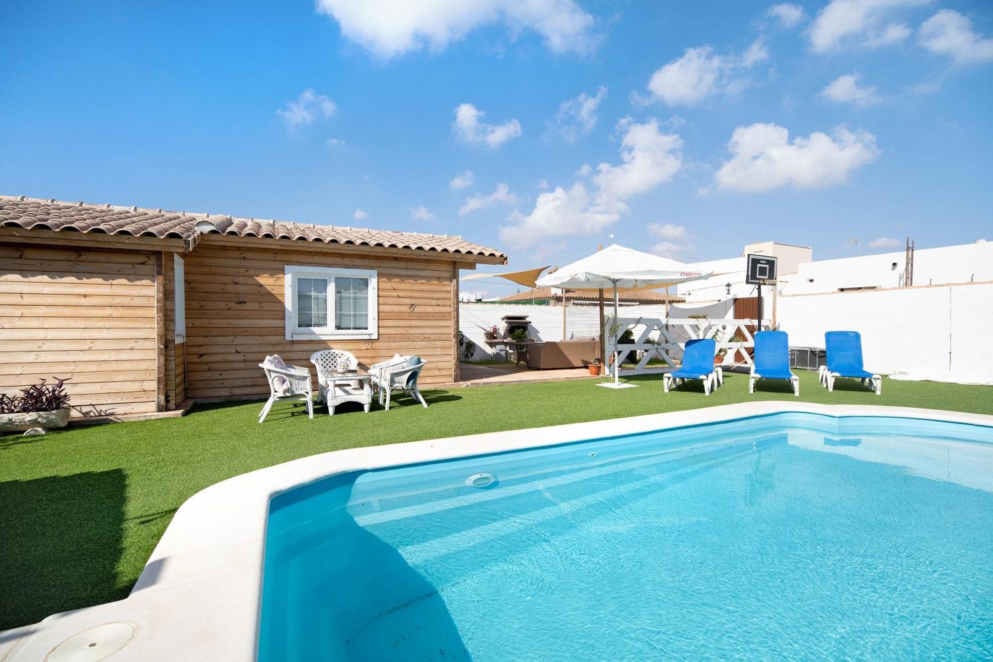 Villa Fuego - Solo Familias Chiclana de la Frontera Dış mekan fotoğraf
